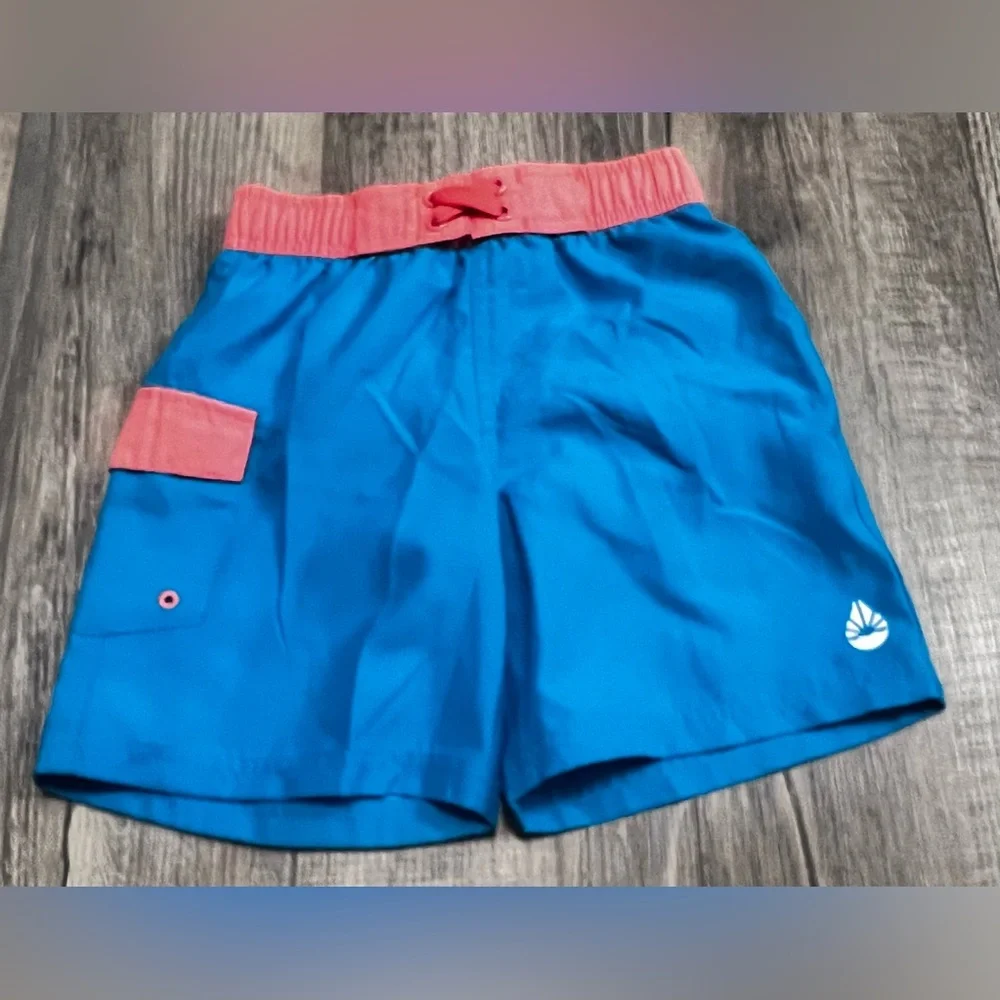 ORageous vibrant blue